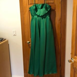 NWT Carmen Marc Valvo strapless gown size 14